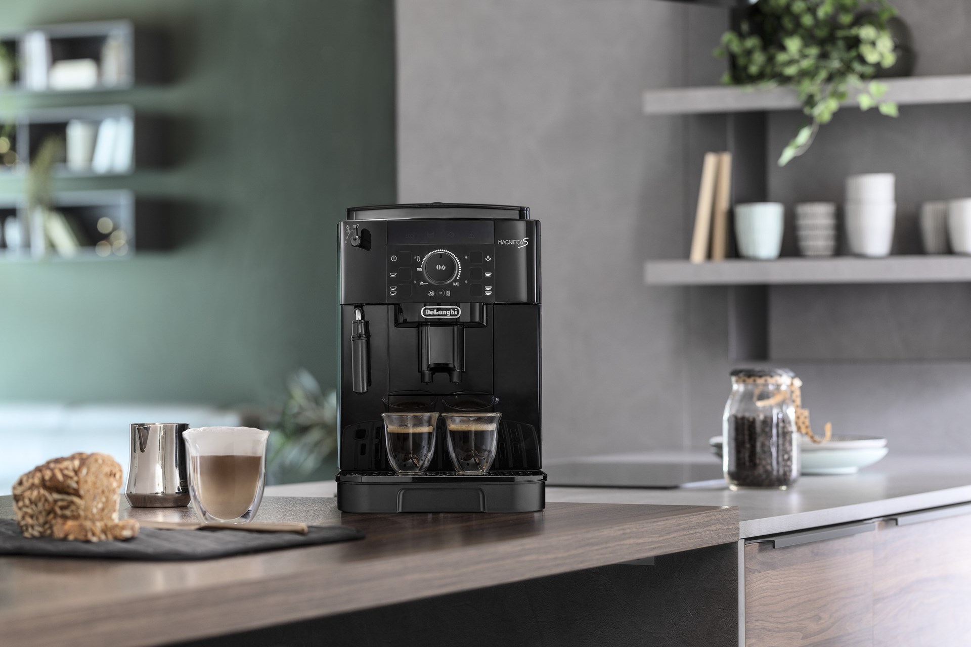 Delonghi ECAM12.121.B | NetOnNet