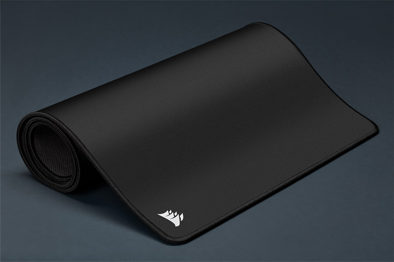 Corsair MM350 PRO Gaming Mouse Pad - Extended X... | NetOnNet