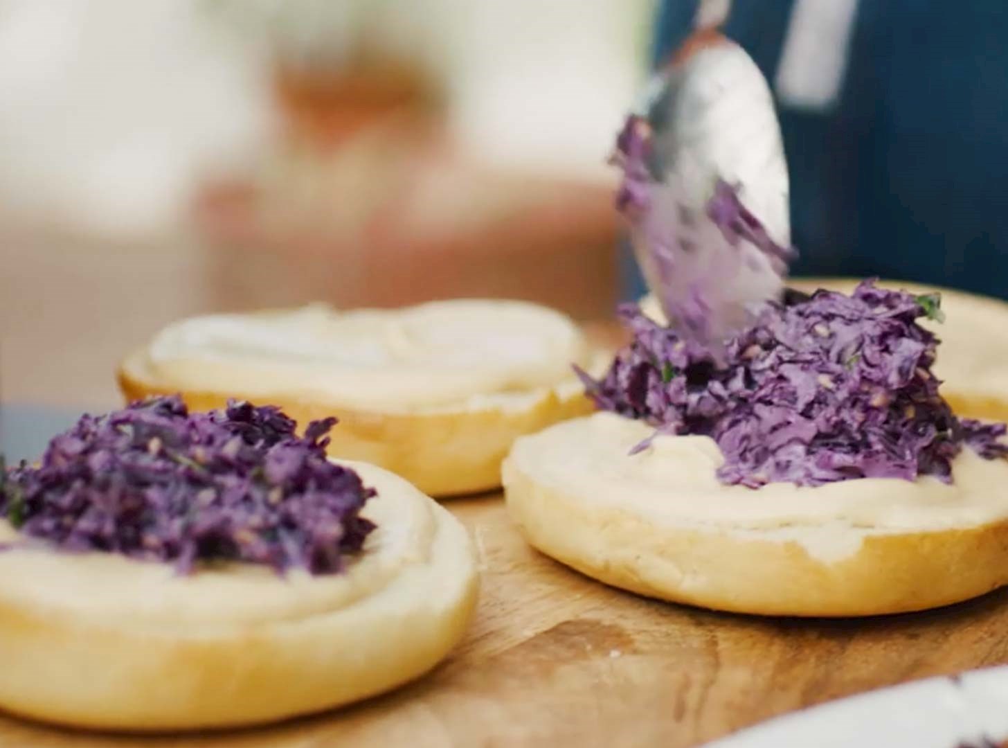 Asiatisk slaw med ingefära och sesam